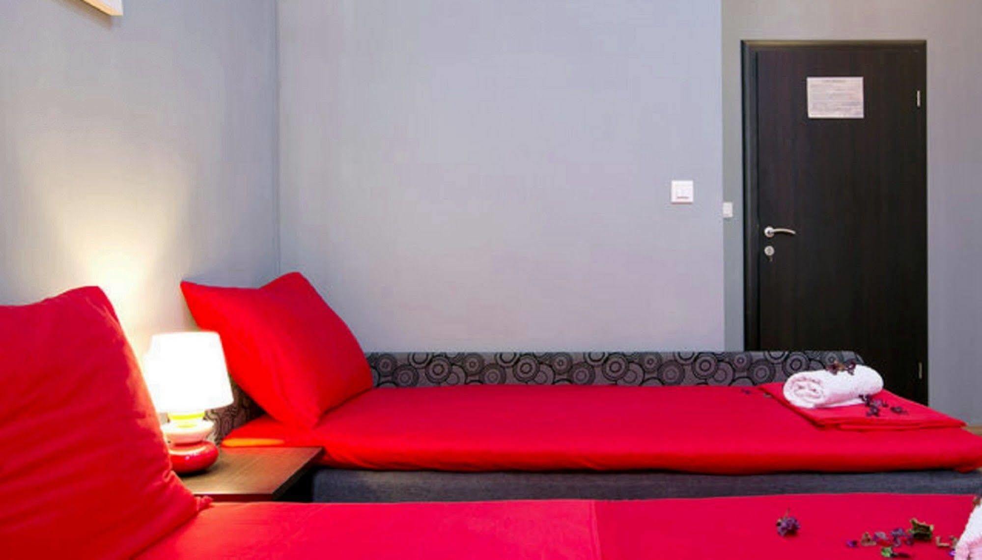 Rooms Eden Old Town Дубровник Екстер'єр фото
