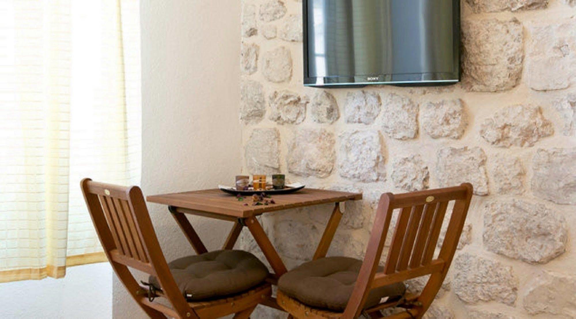 Rooms Eden Old Town Дубровник Екстер'єр фото